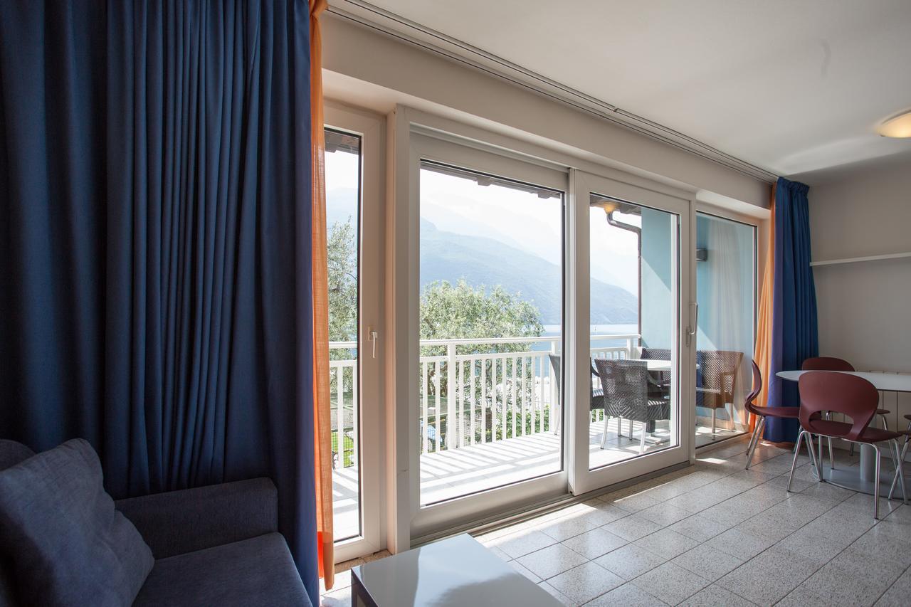 Casa Toblini Al Lago On The Beach Torbole Sul Garda Exterior foto